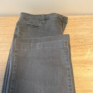 Not Your Daughters Jeans Size 8 Inseam 29 inches